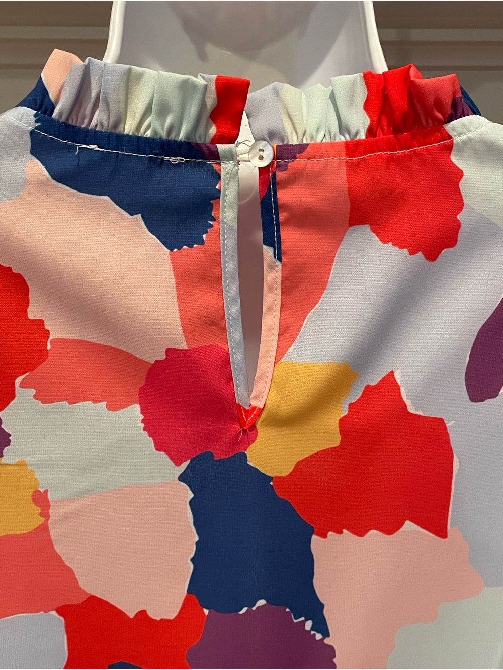 Abstract Print Ruffle Collar Smock Style Top - Picture 5 of 7